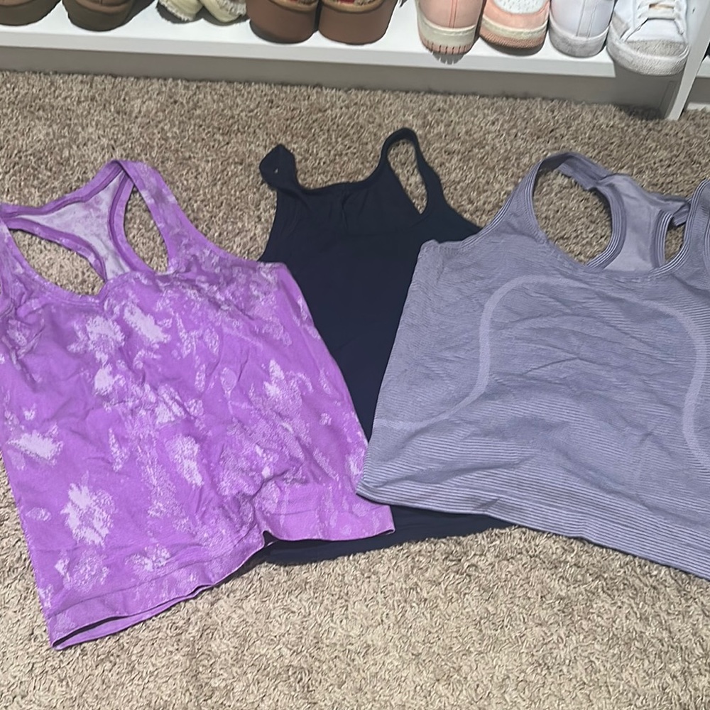 Lululemon Athletica Purple and Black Fitted Crop Tank Tops